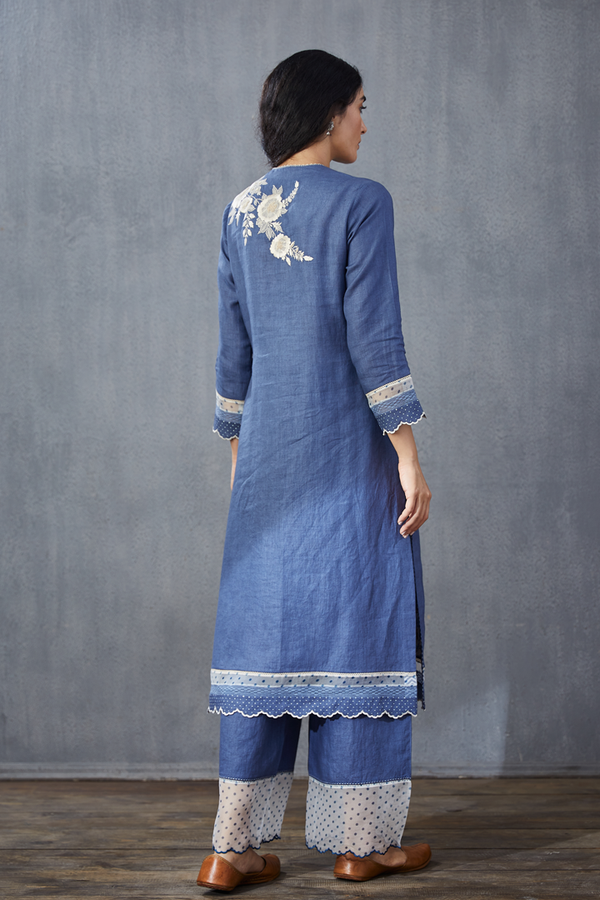 Sale- Neeli Kali Naavya Kurta Set