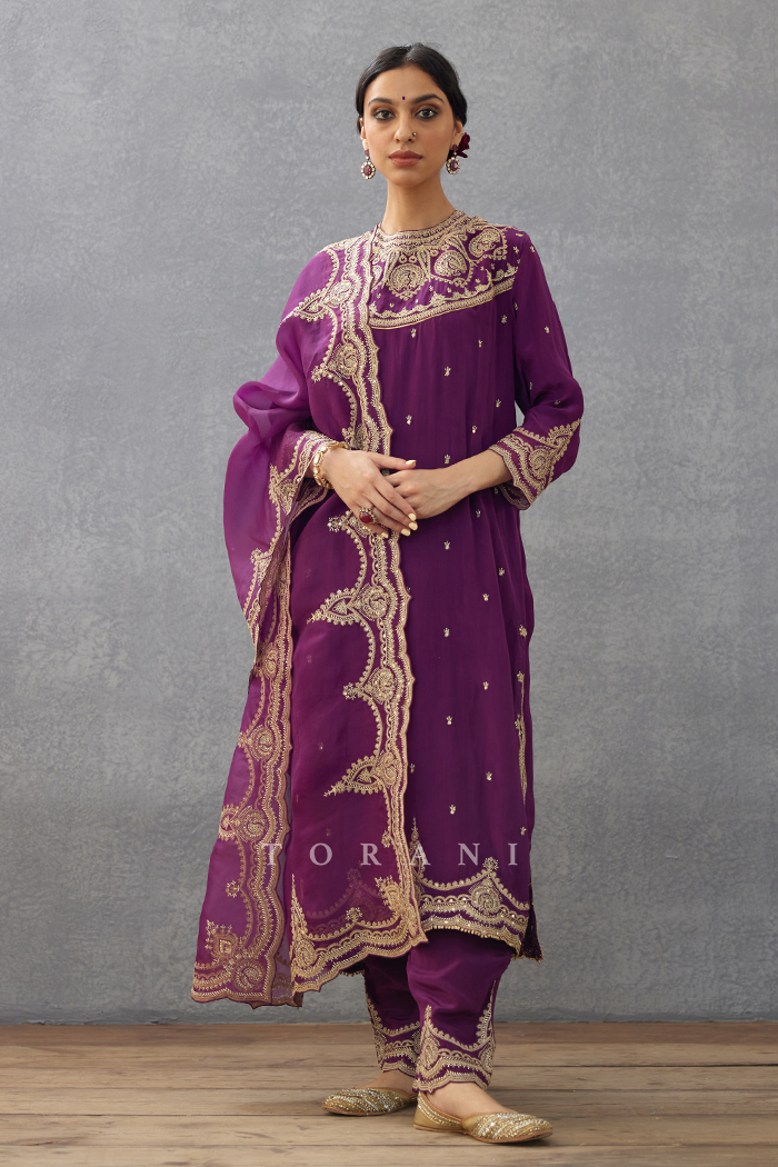 Gul-Rez Urvi Kurta Set – Torani India