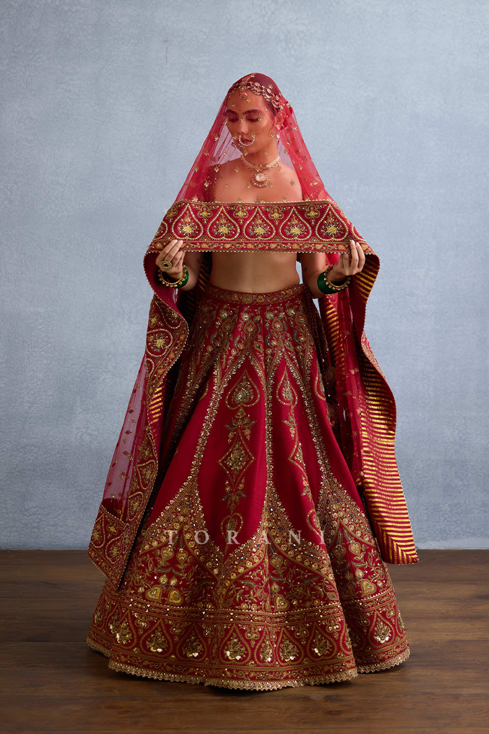 Shamse Mumtaz Lehenga Set