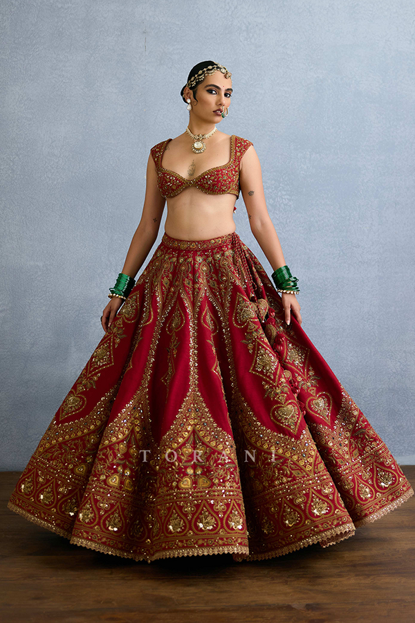 Shamse Mumtaz Lehenga Set