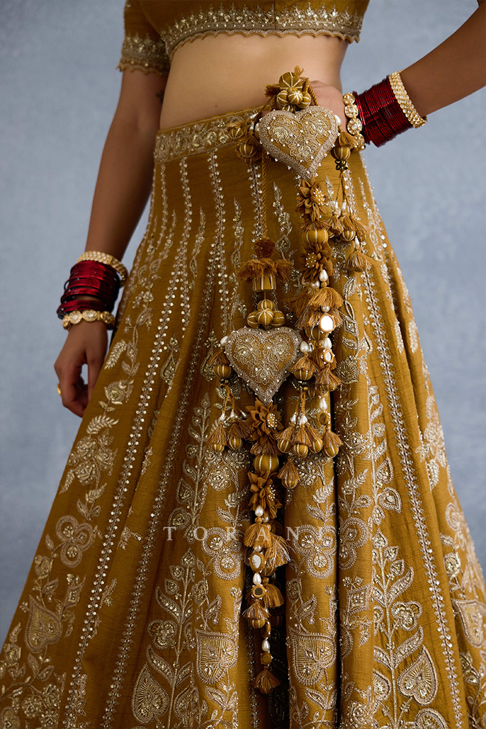 Mehre Ishiqa Lehenga Set