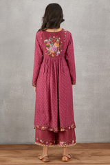 Sale- Manika Gohar Kurta Set