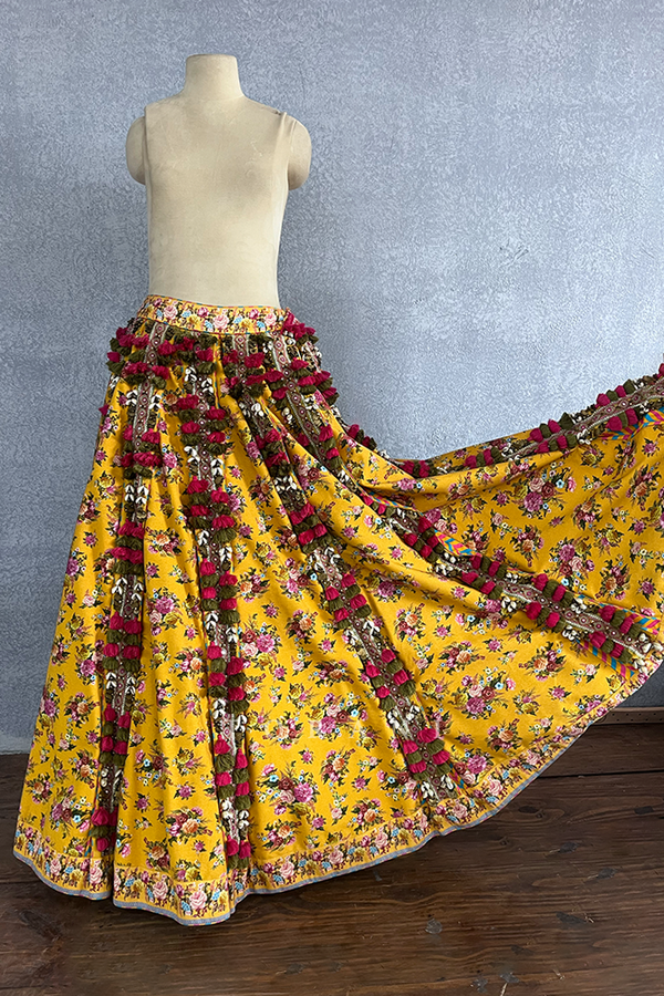 Sale- Sunehra Tasneem Lehenga Skirt