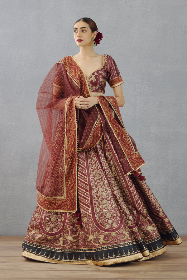 Sale - Gulnar Oorjita Lehenga Set