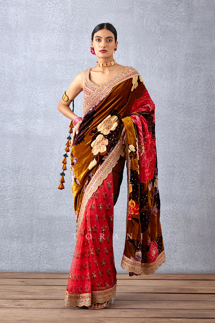 Aftaabi Rabia Makhmal Saree