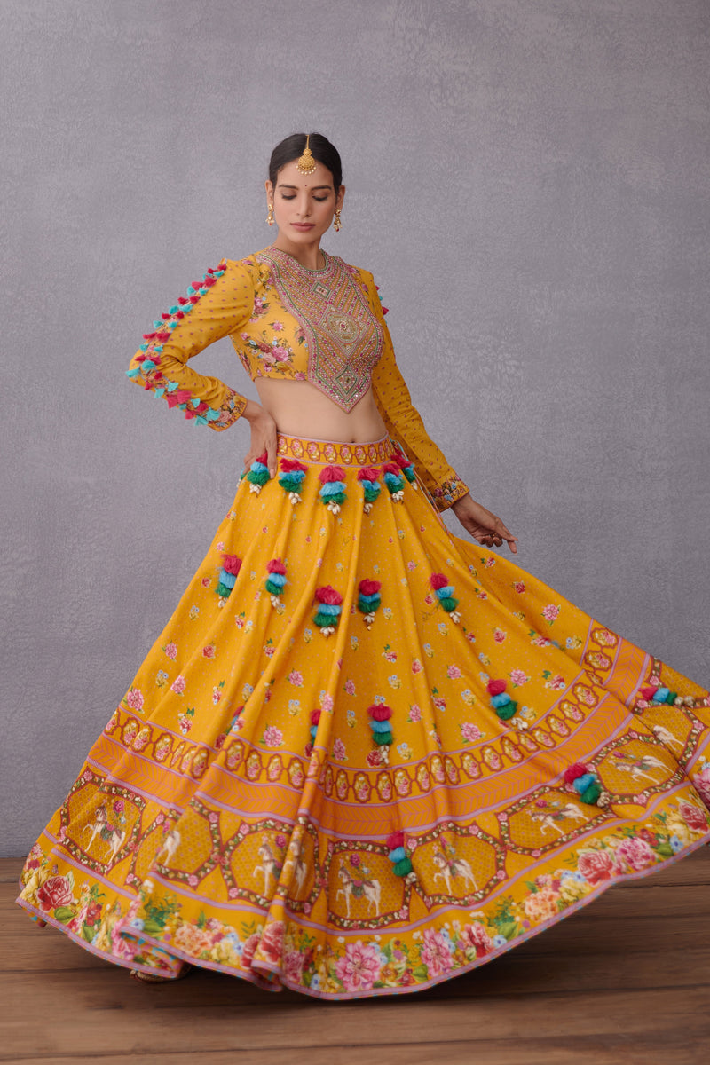 Sale-Sunehra Aoruni Lehenga Set