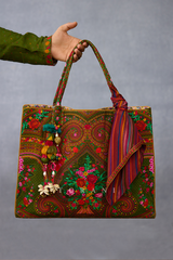 Dil Saaz Arsia Handbag