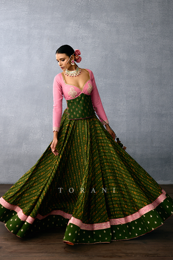 Mayuri Kaveri Lehenga Set