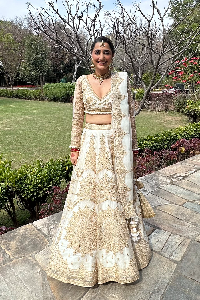 Bani in our Custom Gul Bano Meher Passa lehenga set