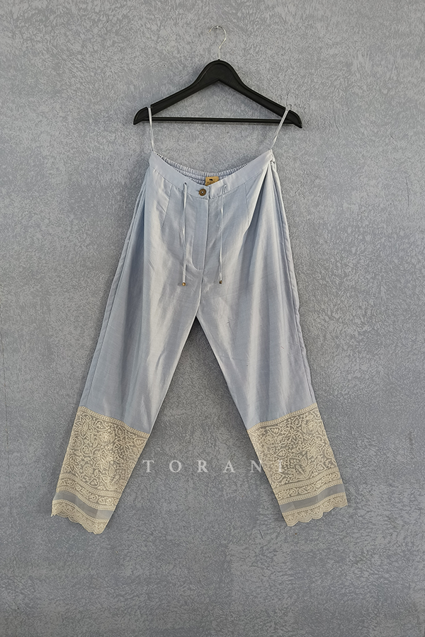 Sale- Swetah Aadrita Pants