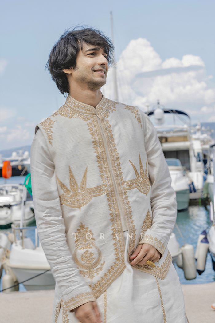 Shantanu Maheshwari in our Mogra ABHIRATH BANDI SET