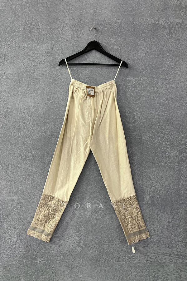 Sale- Mogra Kalidar Paavni Pants