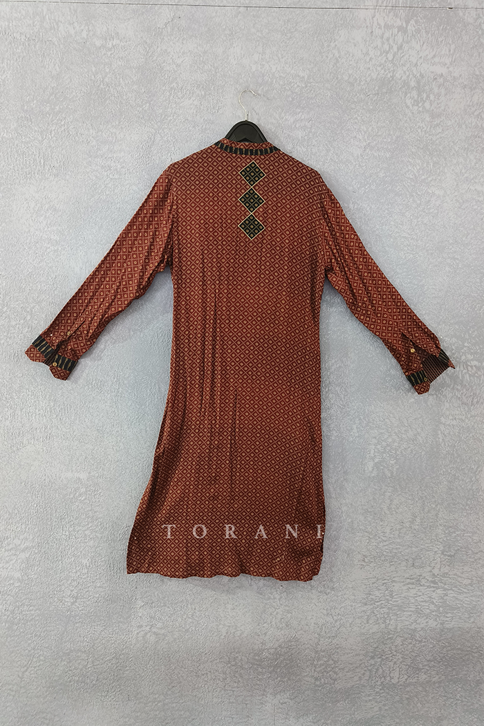 Sale - Surkh Asha Kurta