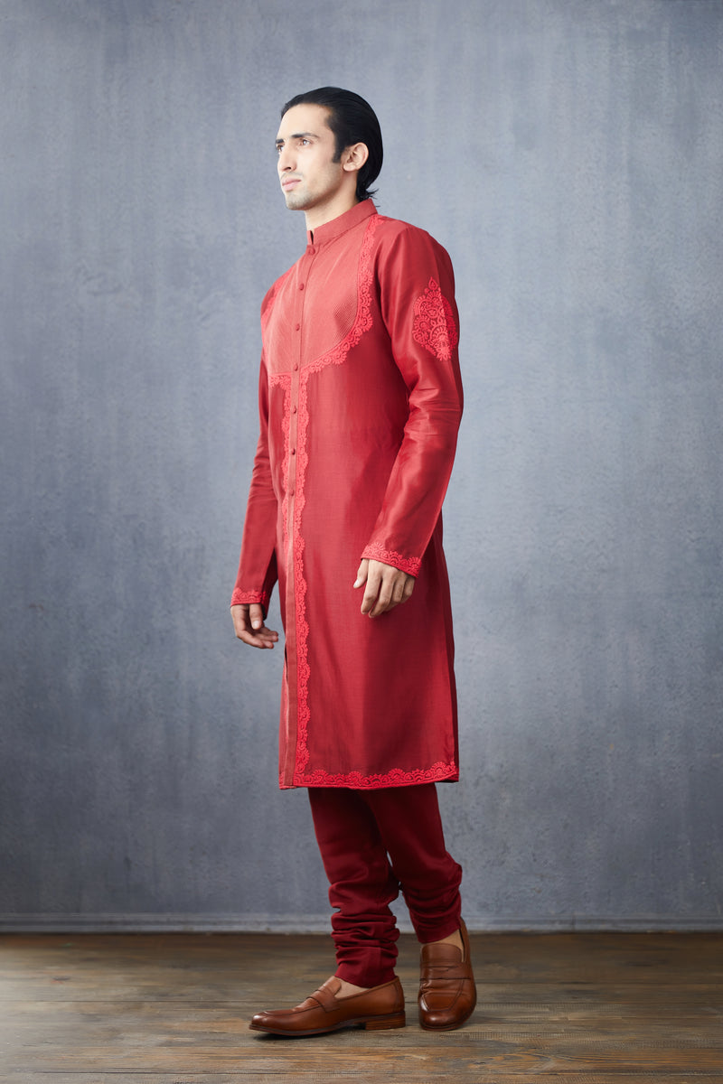 SURKH RAHIL KURTA